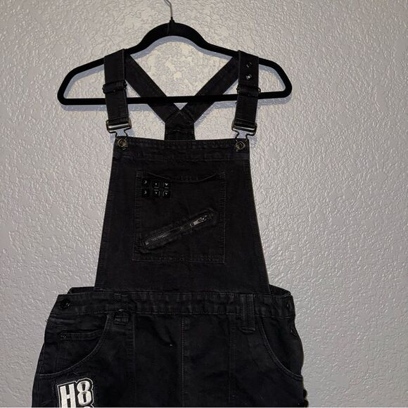 Dolls Kill Killstar Cassidy Overall Denim Shorts w/ Patches H8 U2 Distressed - Picture 3 of 12